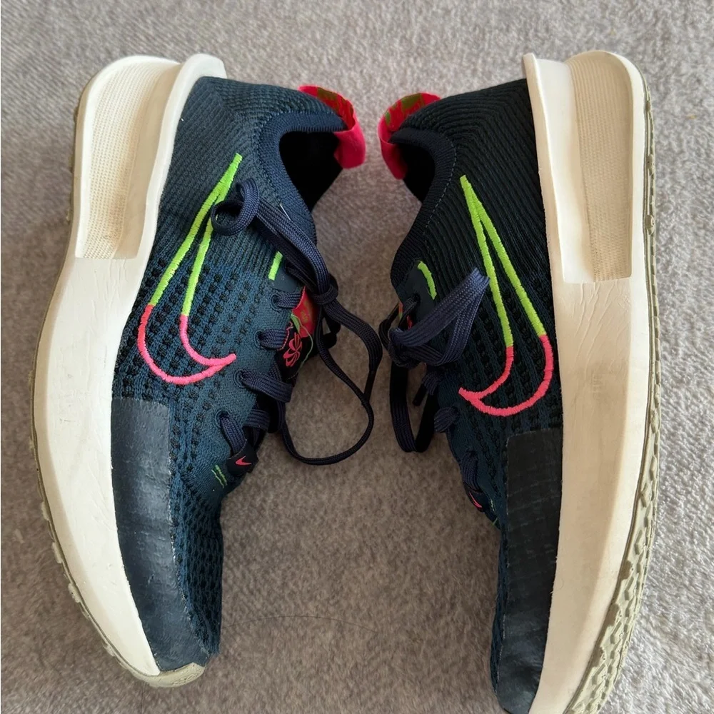 Nike Interact Run Women's Road Running Shoes